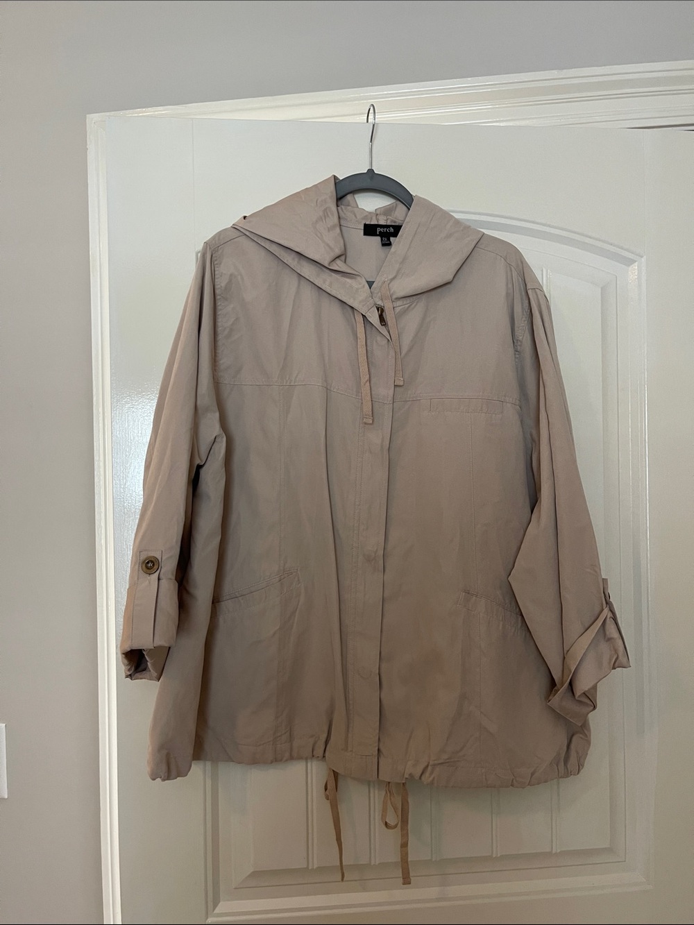 Women's Hooded Lightweight Jacket